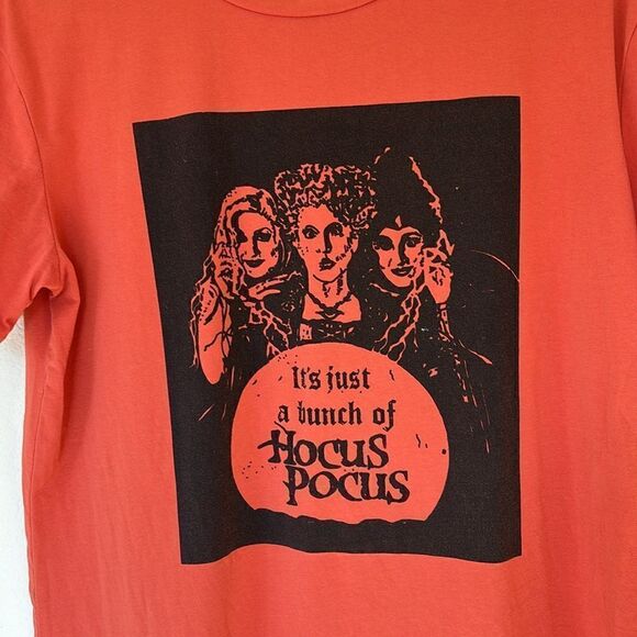 Hocus Pocus Shirt Disney Halloween graphic Tee Orange Womens Large - Picture 3 of 7